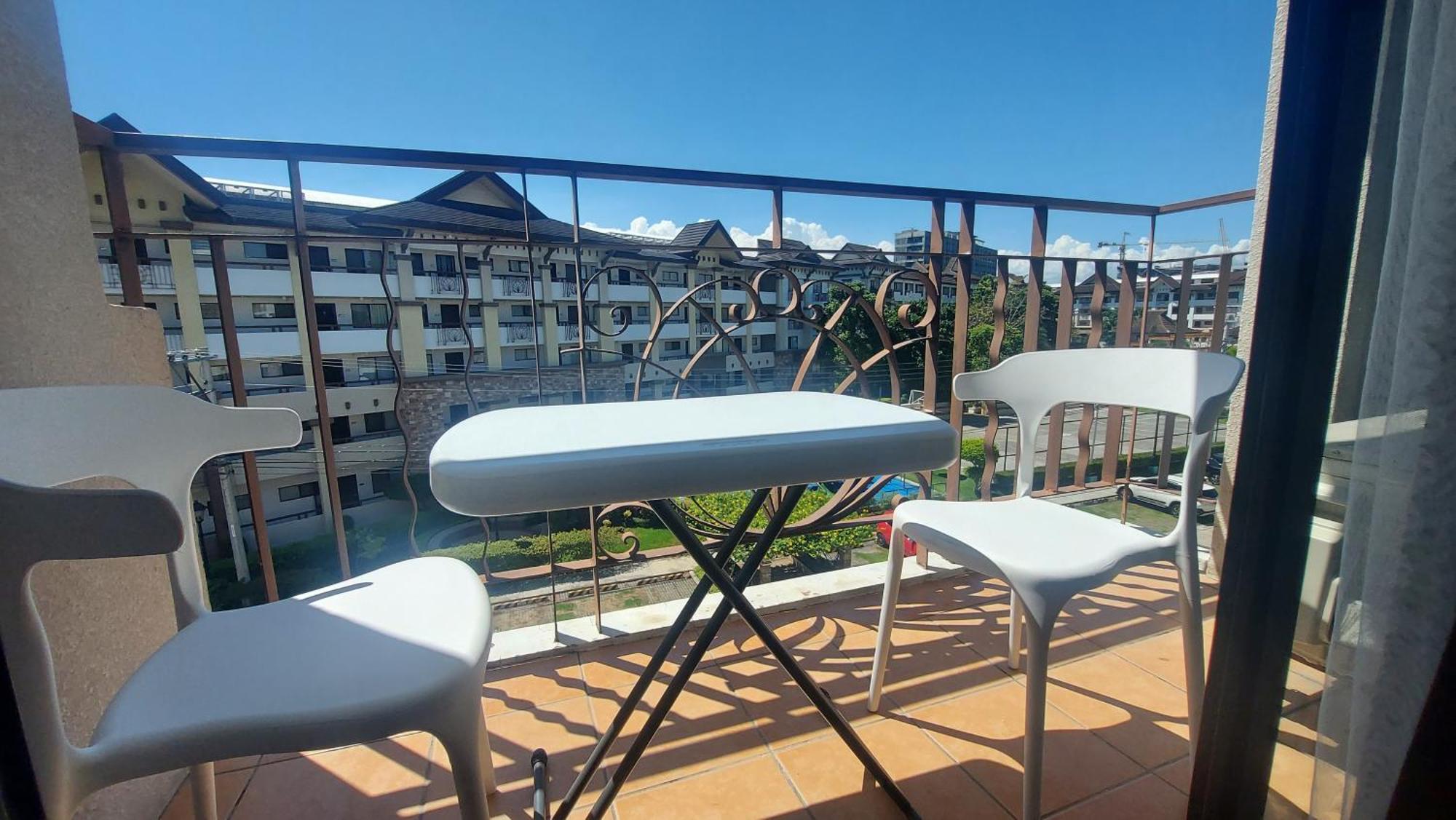 1Bedroom One Oasis Condo Fullyfurnished Davao Exterior photo